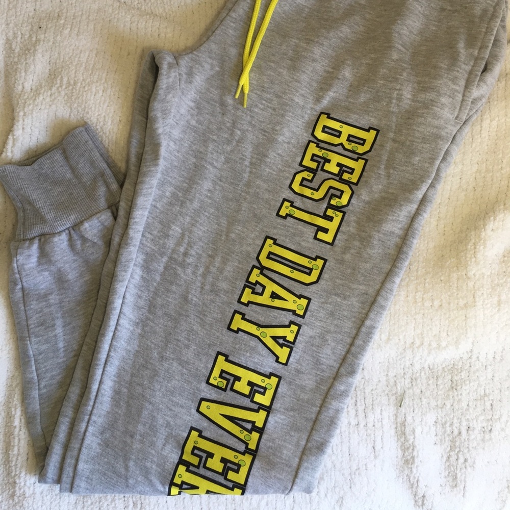 Sponge Bob joggers